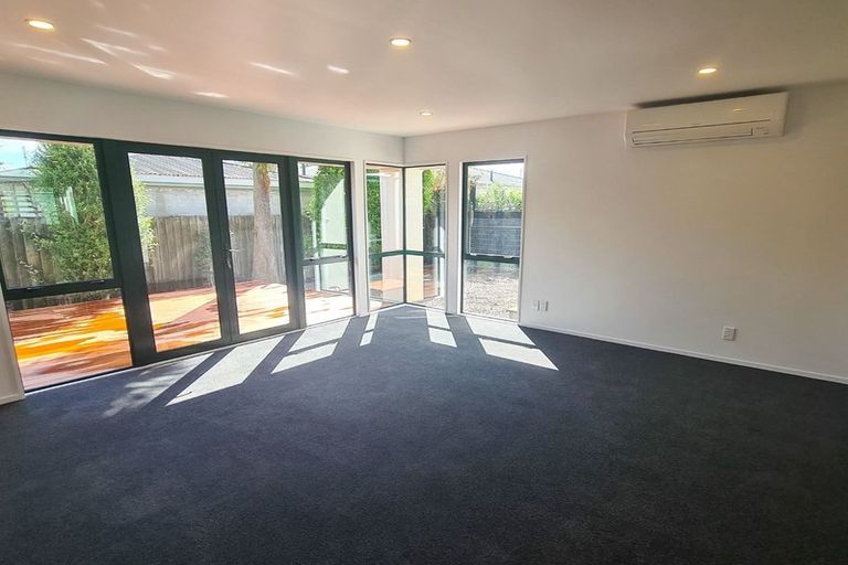 Photo of property in 34a Beckford Road, Saint Martins, Christchurch, 8022