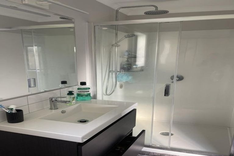 Photo of property in 32 Mangaroa Hill Road, Clouston Park, Upper Hutt, 5018