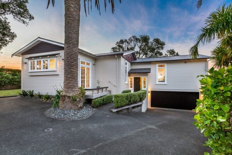 Photo of property in 134 Hibiscus Coast Highway, Red Beach, 0932