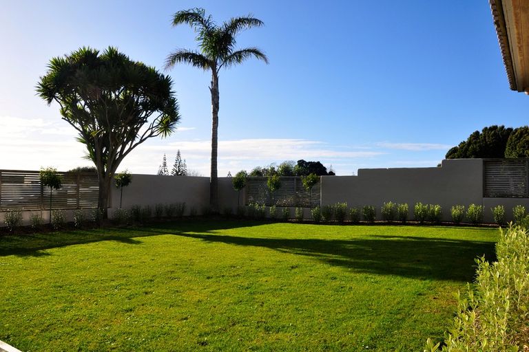 Photo of property in 30 Reo Crescent, Waihi Beach, 3611