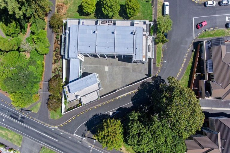 Photo of property in 2/1 Riro Street, Hamilton East, Hamilton, 3216