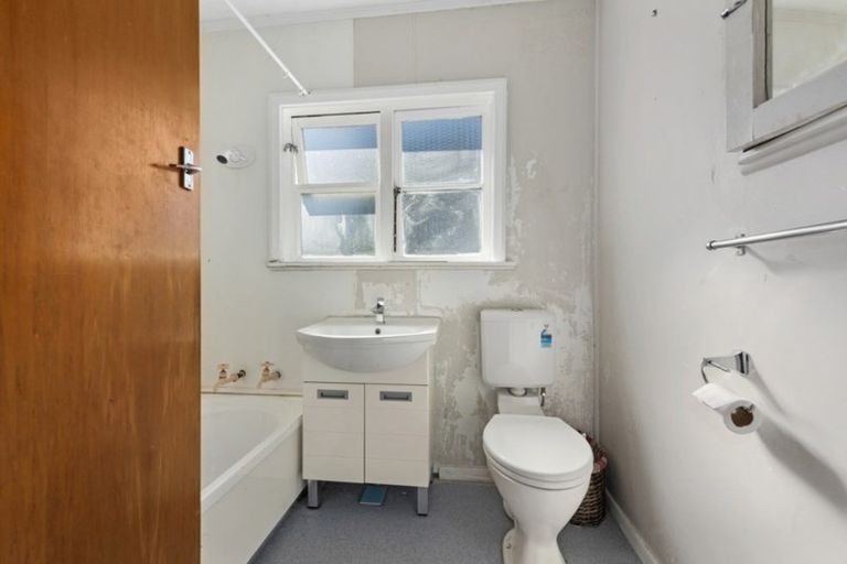 Photo of property in 50 Frederick Street, Wainuiomata, Lower Hutt, 5014