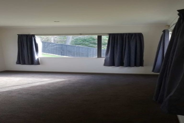 Photo of property in 6 Ruze Vida Drive, Massey, Auckland, 0614