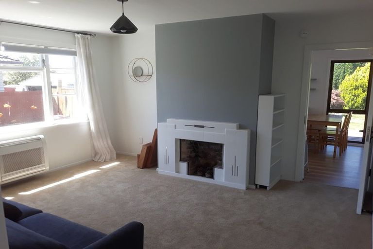 Photo of property in 418 Main North Road, Redwood, Christchurch, 8051