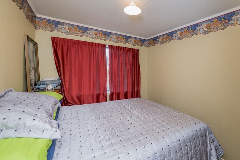 Photo of property in 9 Simcox Street, Otaki Beach, Otaki, 5512