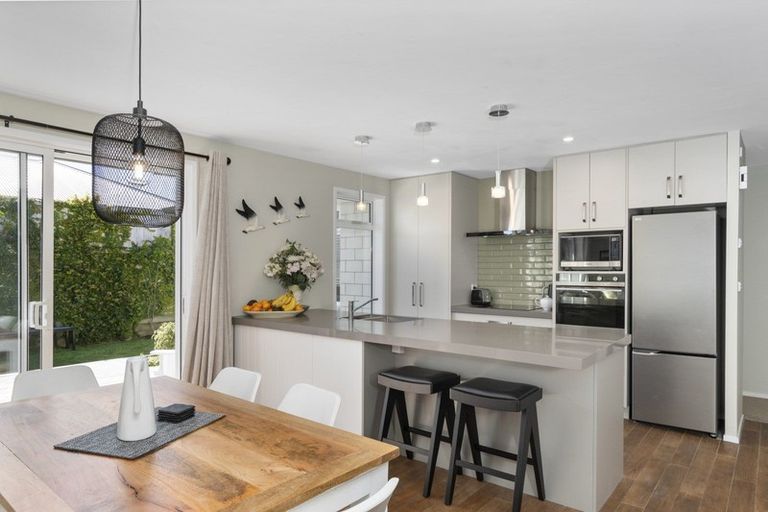 Photo of property in 27 Puhirake Crescent, Pyes Pa, Tauranga, 3112