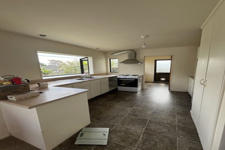 Photo of property in 2/14 James Street, Bayview, Auckland, 0629