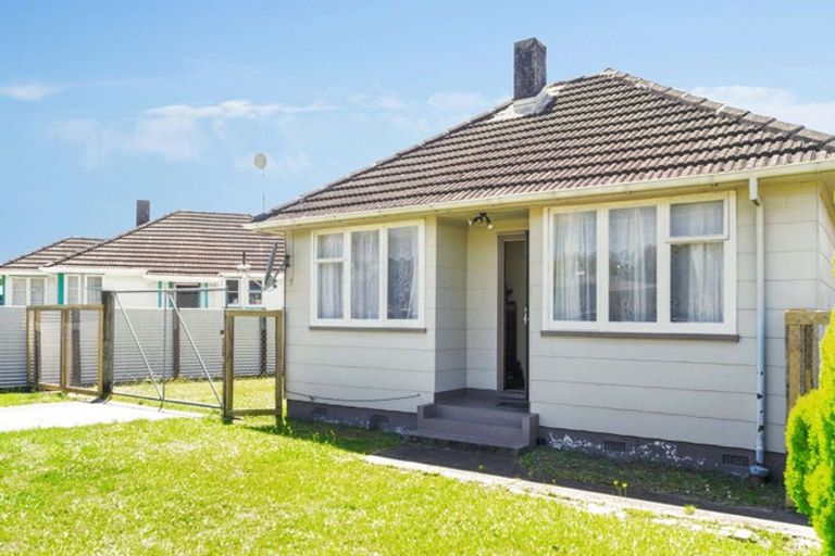 Photo of property in 2 Corkill Avenue, Wairoa, 4108