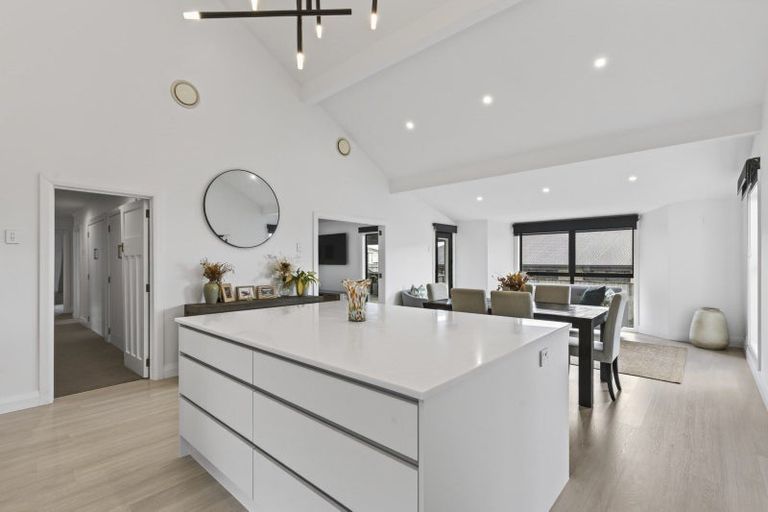 Photo of property in 105 Parklands Avenue, Bell Block, New Plymouth, 4312