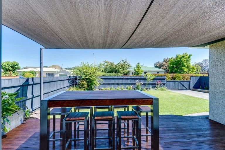 Photo of property in 20 Chester Street, Taradale, Napier, 4112