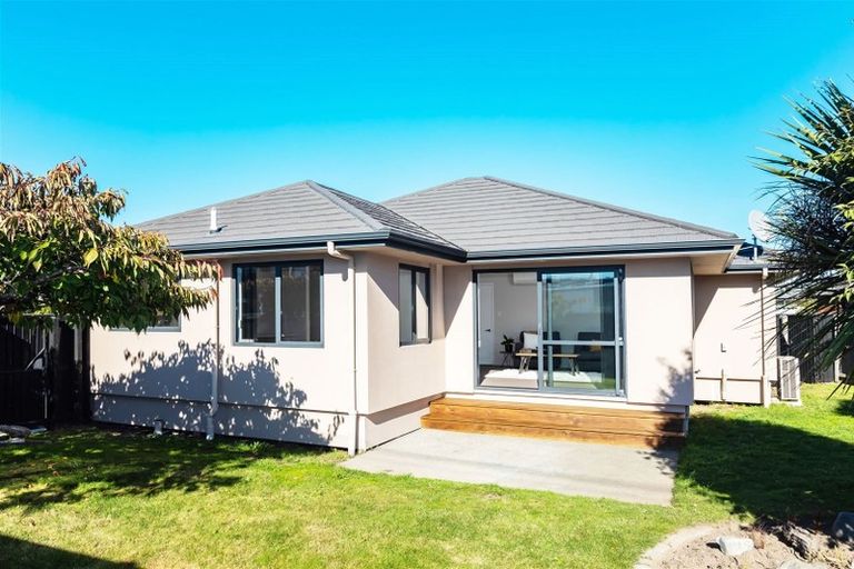 Photo of property in 270 Travis Road, New Brighton, Christchurch, 8083