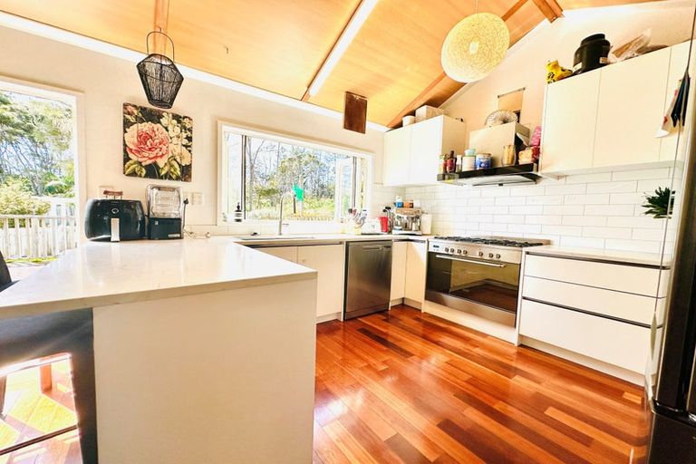 Photo of property in 89 Glendhu Road, Bayview, Auckland, 0629