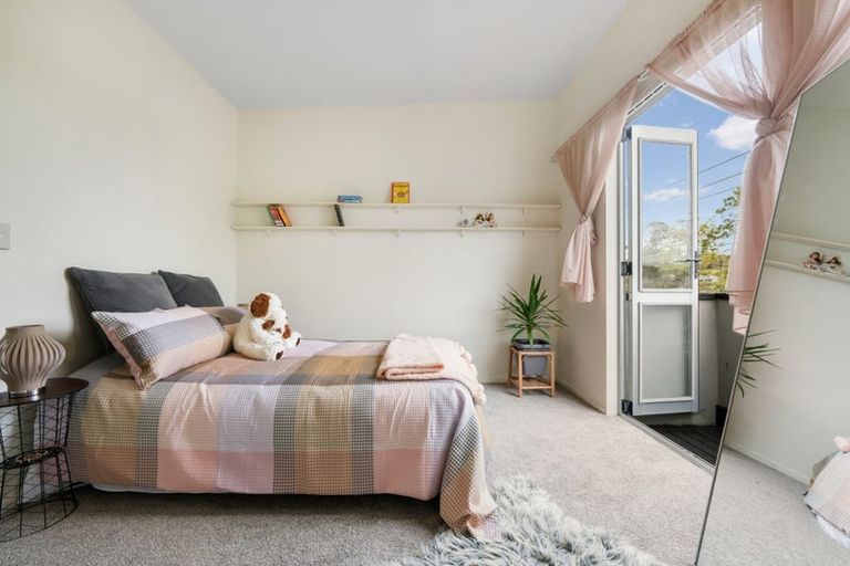 Photo of property in 435b West Coast Road, Glen Eden, Auckland, 0602