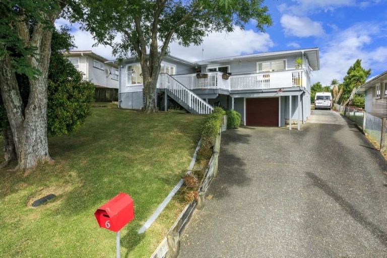 Photo of property in 6 Japonica Drive, Beach Haven, Auckland, 0626
