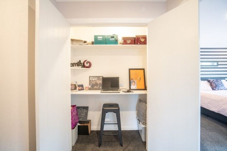 Photo of property in 3 Freedom Drive, Kelvin Grove, Palmerston North, 4414