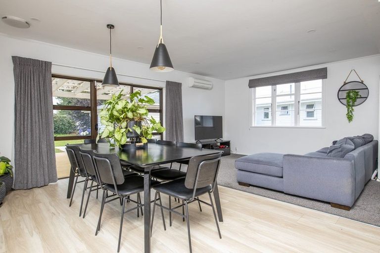 Photo of property in 5 Madden Place, Solway, Masterton, 5810