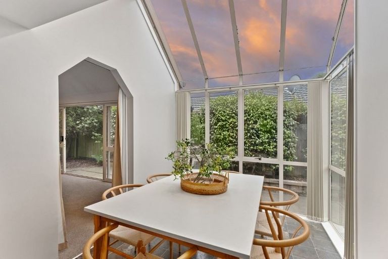 Photo of property in 9 Cricklewood Place, Avonhead, Christchurch, 8042
