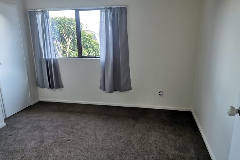 Photo of property in 29 Nalanda Crescent, Broadmeadows, Wellington, 6035