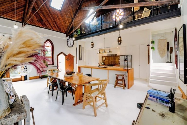 Photo of property in 92a Hargest Crescent, Saint Clair, Dunedin, 9012