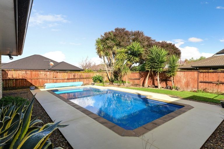 Photo of property in 14 Rosewood Court, Huntington, Hamilton, 3210