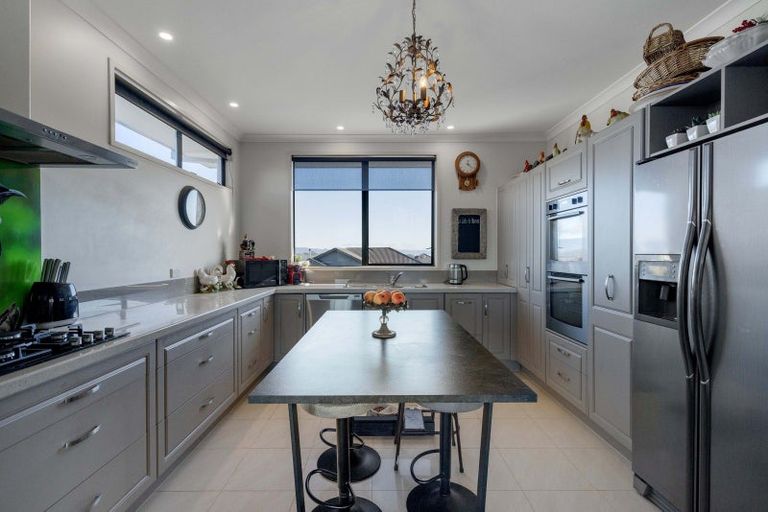 Photo of property in 26 Holyoake Terrace, Omokoroa, 3114