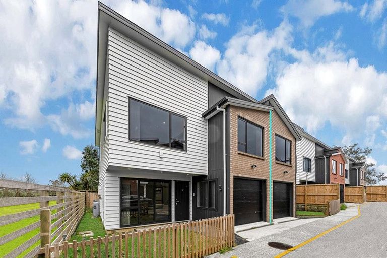 Photo of property in 7/100 Seymour Road, Sunnyvale, Auckland, 0612