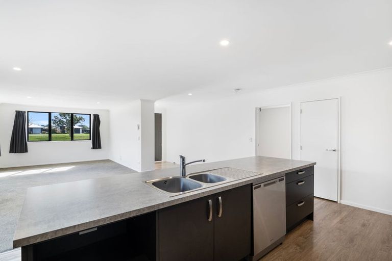 Photo of property in 14 Clanfield Way, Rolleston, 7615