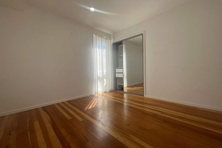 Photo of property in 85 Taurus Crescent, Beach Haven, Auckland, 0626