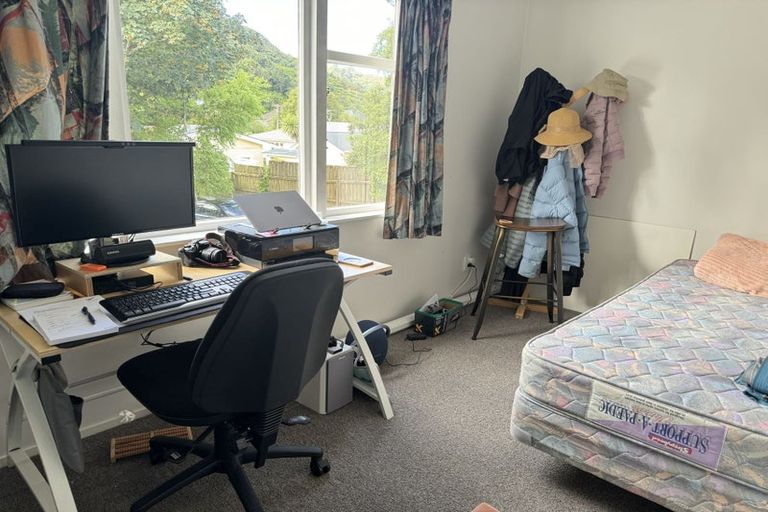 Photo of property in 336 Karori Road, Karori, Wellington, 6012