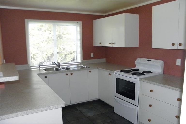 Photo of property in 126 Layard Street, Windsor, Invercargill, 9810