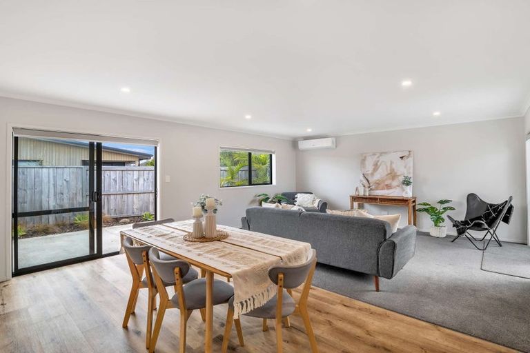 Photo of property in 13 Olney Court, One Tree Point, 0118