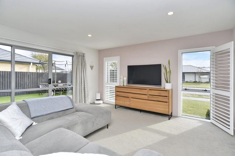 Photo of property in 69 Ruapani Street, Marshland, Christchurch, 8083