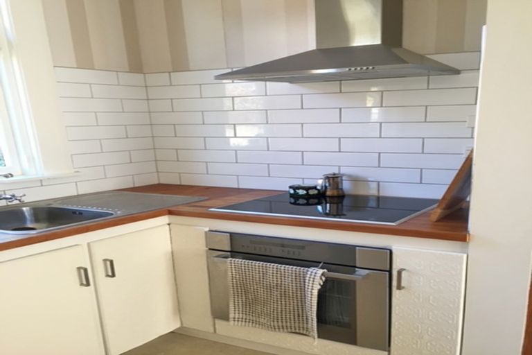 Photo of property in 8 Nicholson Terrace, Oamaru, 9400