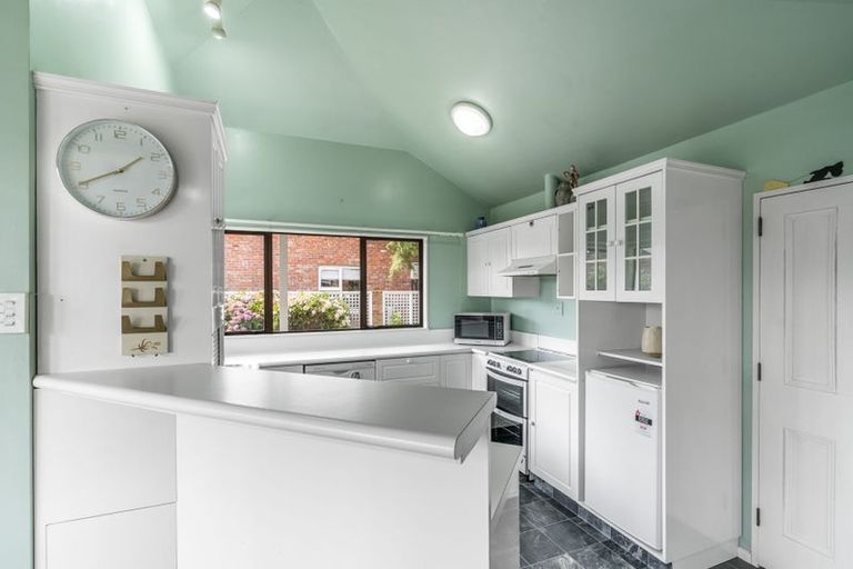 Photo of property in 74 Banks Street, Richmond, Invercargill, 9810