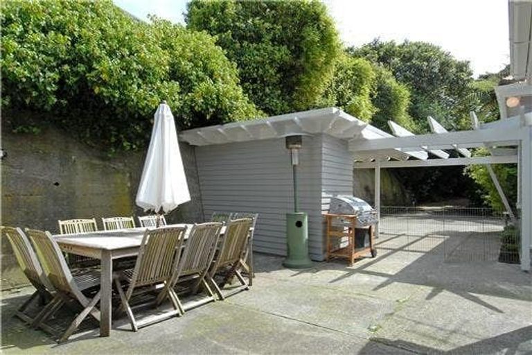 Photo of property in 3 Jalna Avenue, Khandallah, Wellington, 6035