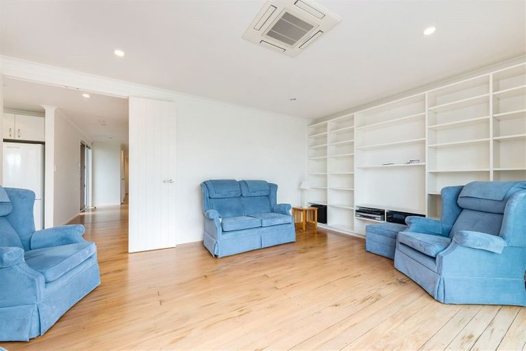 Photo of property in 85 Wharf Road, Te Atatu Peninsula, Auckland, 0610