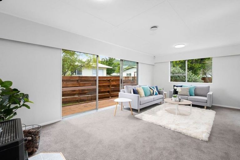 Photo of property in 272 Wellington Road, Wainuiomata, Lower Hutt, 5014