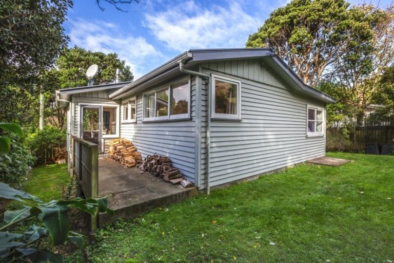Photo of property in 7b Donlin Road, Pukerua Bay, 5026