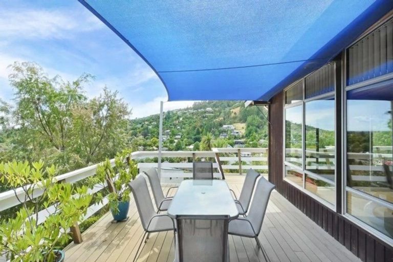 Photo of property in 94 Landsdowne Terrace, Cashmere, Christchurch, 8022