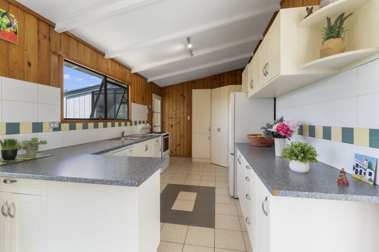 Photo of property in 26 Parakai Street, Paraparaumu, 5032
