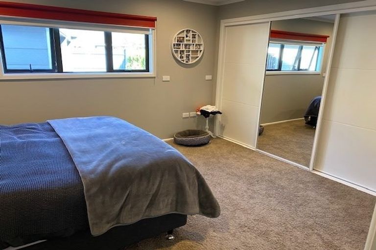 Photo of property in 53 James Cook Street, Havelock North, 4130