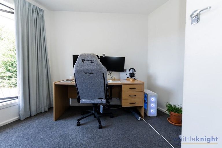 Photo of property in 6 Gladson Avenue, Sockburn, Christchurch, 8042