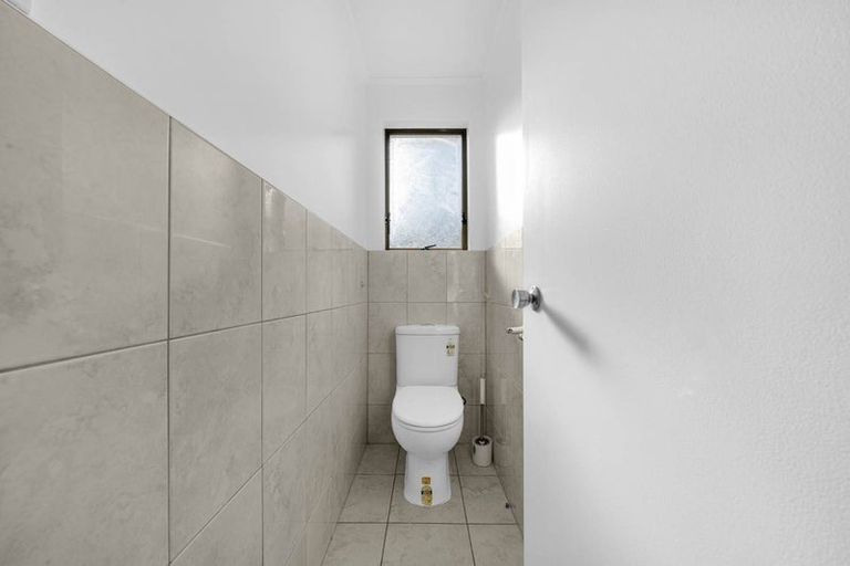 Photo of property in 6 Redcrest Avenue, Red Hill, Papakura, 2110