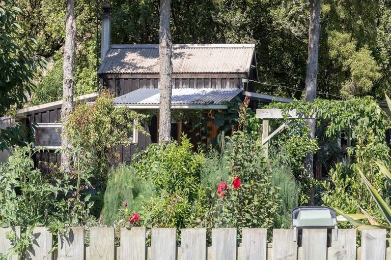 Photo of property in 247 Rangitikei Valley Road, Waituna West, Rewa, 4780