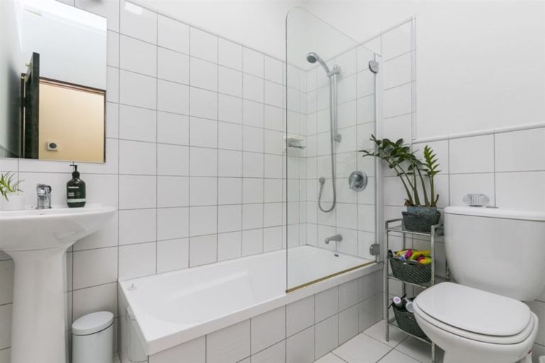 Photo of property in 11a Anne Street, Wadestown, Wellington, 6012