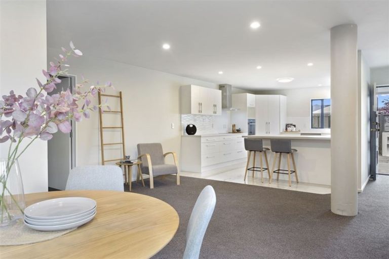 Photo of property in 27 Nyoli Street, Northcote, Christchurch, 8052