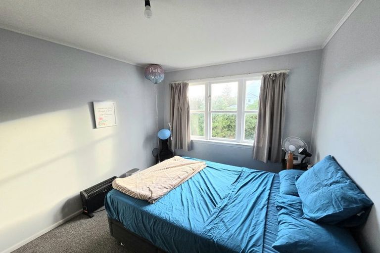 Photo of property in 84 Tiber Street, Island Bay, Wellington, 6023