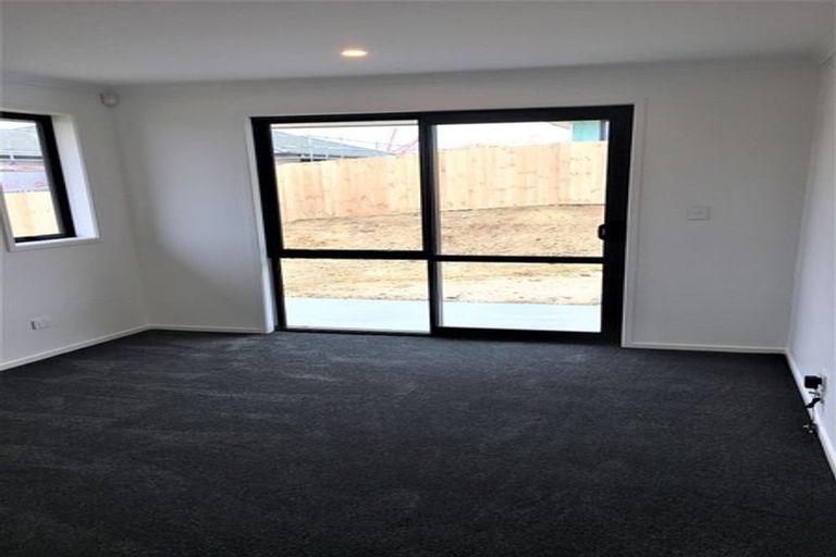 Photo of property in 16 Peacock Place, Pokeno, 2402