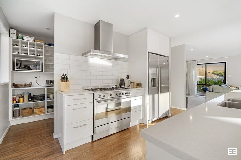 Photo of property in 28a Revell Drive, Ohauiti, Tauranga, 3112