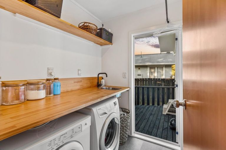 Photo of property in 95 Metcalfe Road, Ranui, Auckland, 0612